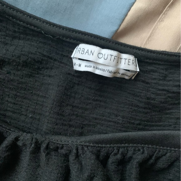 UO Black Cross Shirt - Picture 4 of 4